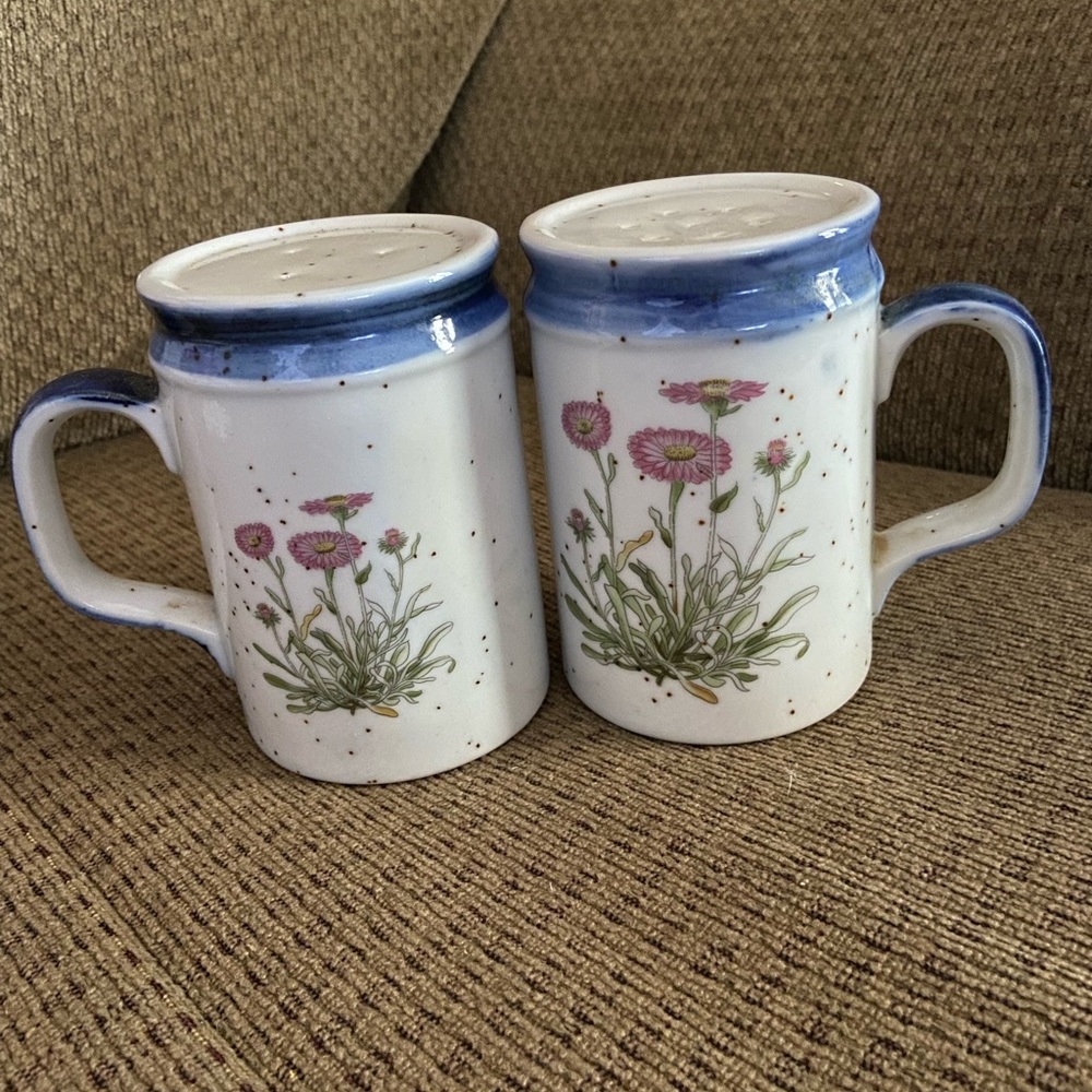 Vintage Counterpoint San Francisco Speckled Pottery Salt Pepper Shakers